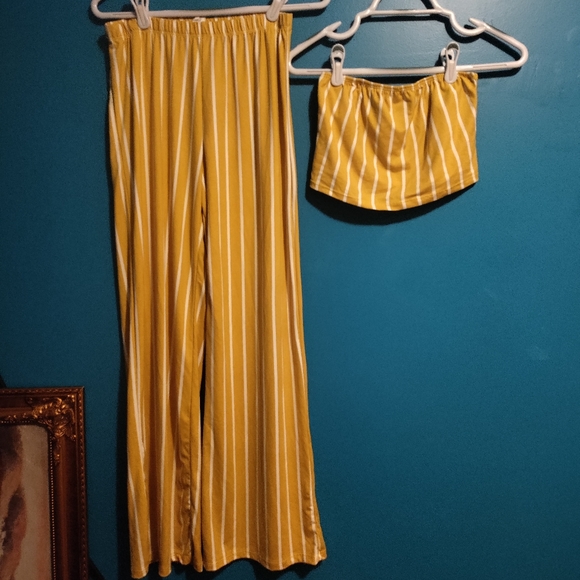 Asoph Plus Size Striped Tube Top and Flare Pants Set - Picture 3 of 11